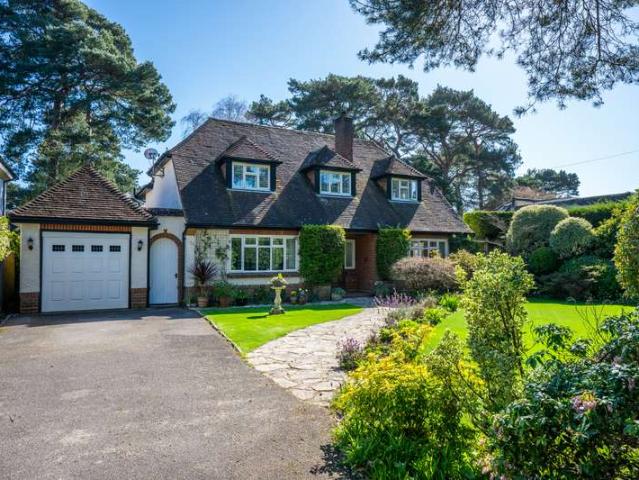 Property for sale in Canford Cliffs, Poole