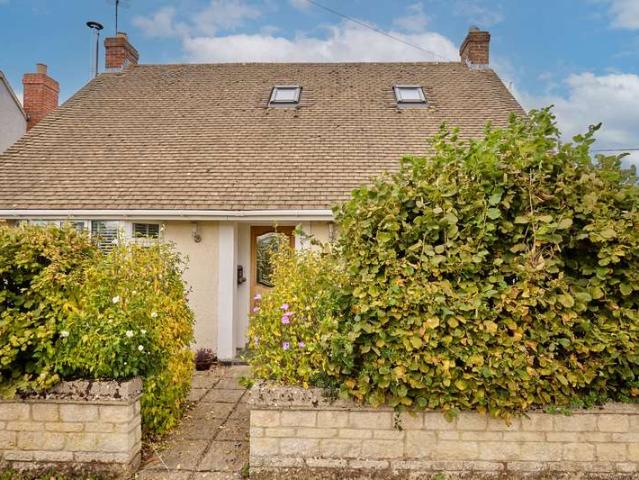 Property for sale in Hanborough, Black Bourton