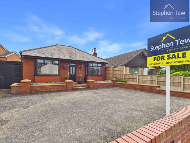 Property for sale in Common Edge