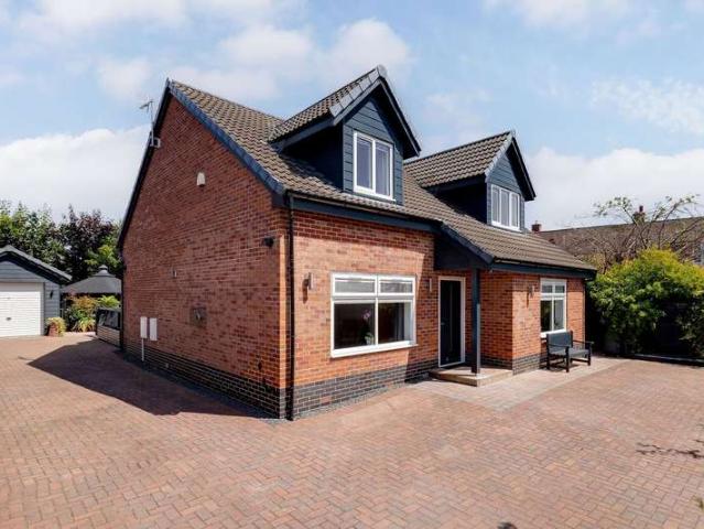 Property for sale in Upton-by-Chester, Two Mills