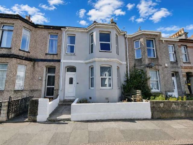 Property for sale in Cattedown, Mount Wise
