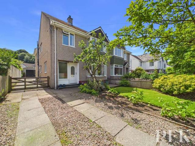 Property for sale in Keswick