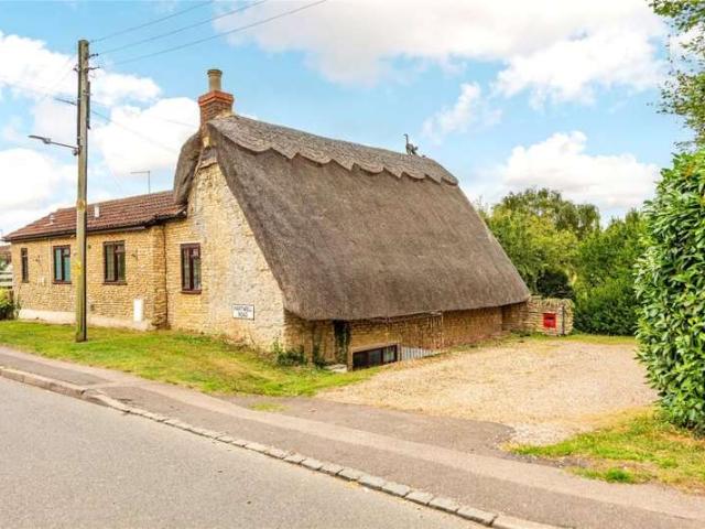 Property for sale in Roade, Northamptonshire