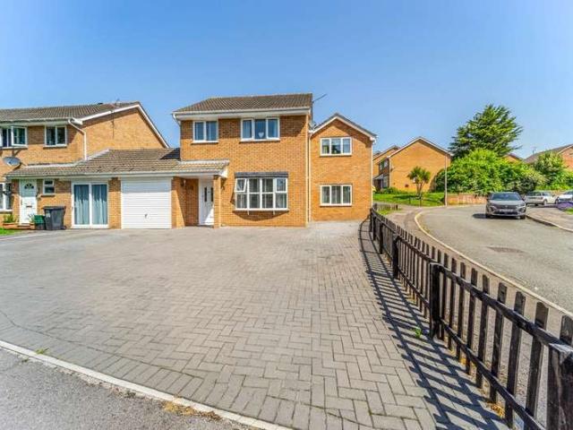 Property for sale in Worle, Weston-super-mare