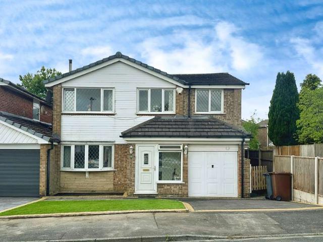 Property for sale in Brandlesholme, Bury