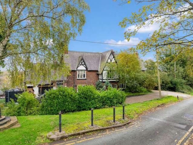Property for sale in Halton