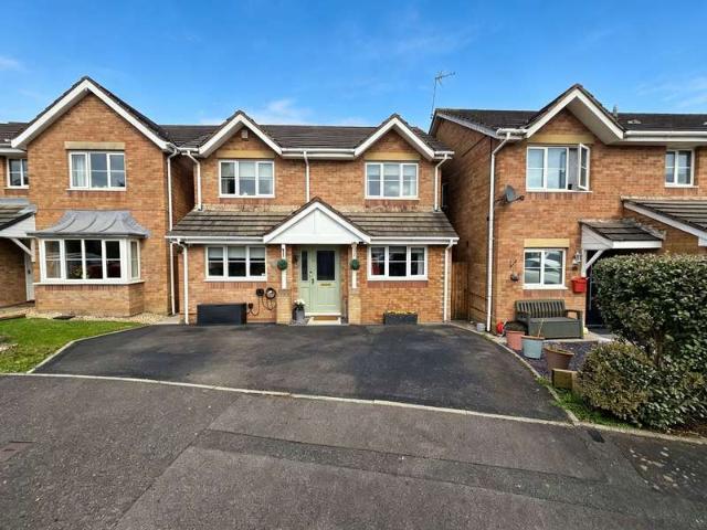 Property for sale in Laleston, Broadlands