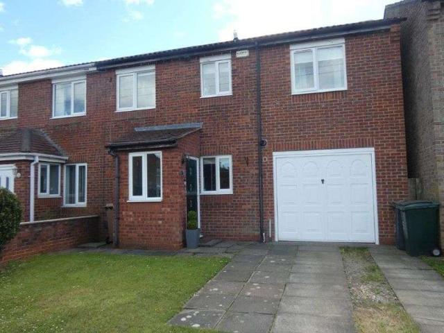 Property for sale in Killingworth, Camperdown
