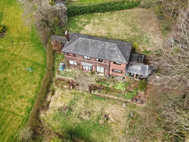 Property for sale in Markland Hill, Lee Bank