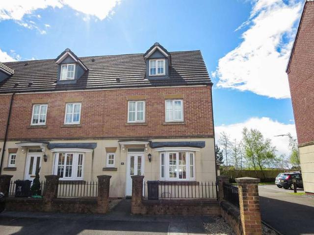 Property for rent in Falcon Lodge, Wales