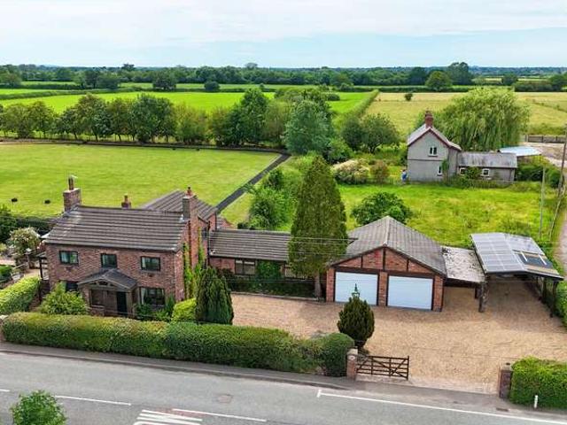 Property for sale in Stapeley and District, Stapeley