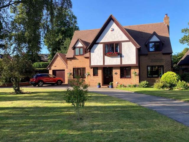 Property for sale in Willaston