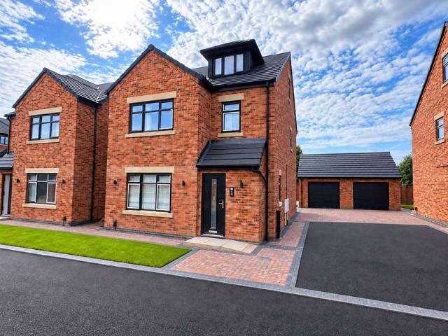 Property for sale in Wingates, Bolton