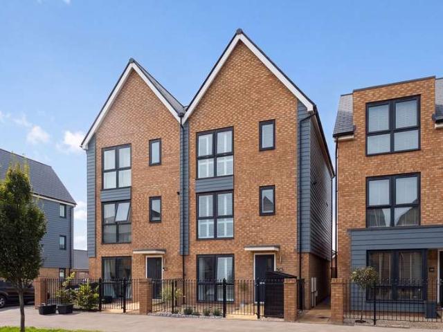 Property for sale in Woolvers Hill, Banwell