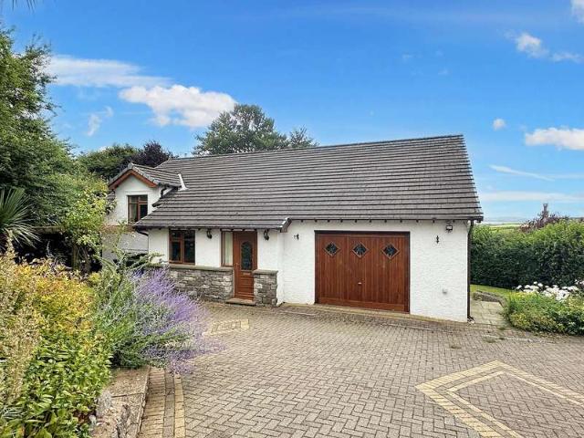 Property for sale in Allithwaite