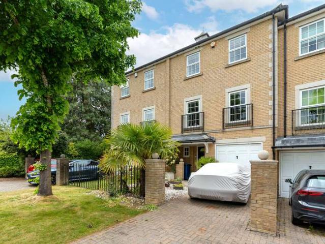 Property for sale in Littlemore Park, The Slade
