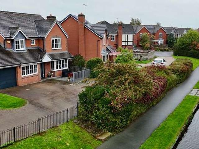 Property for sale in Stonefield, Stafford
