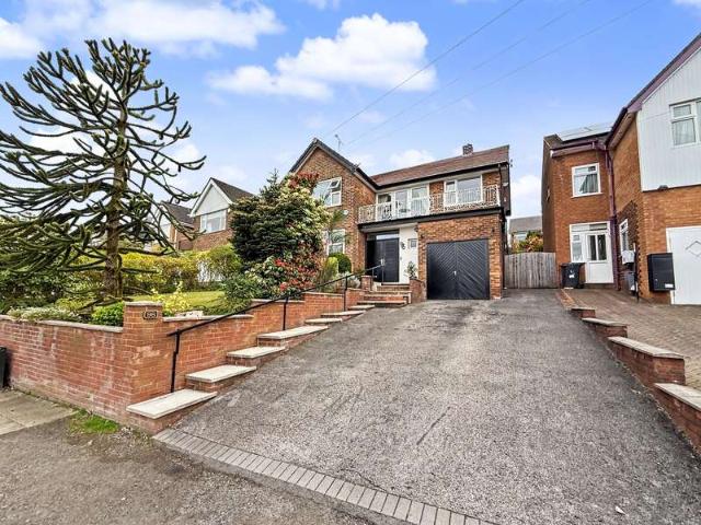 Property for sale in Park Lane, Bury
