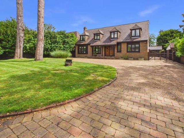 Property for sale in Hillview, Surrey