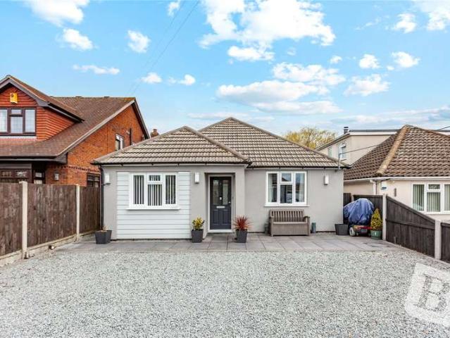 Property for sale in Runwell, Chelmsford