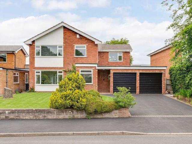Property for sale in Tarvin, Cheshire