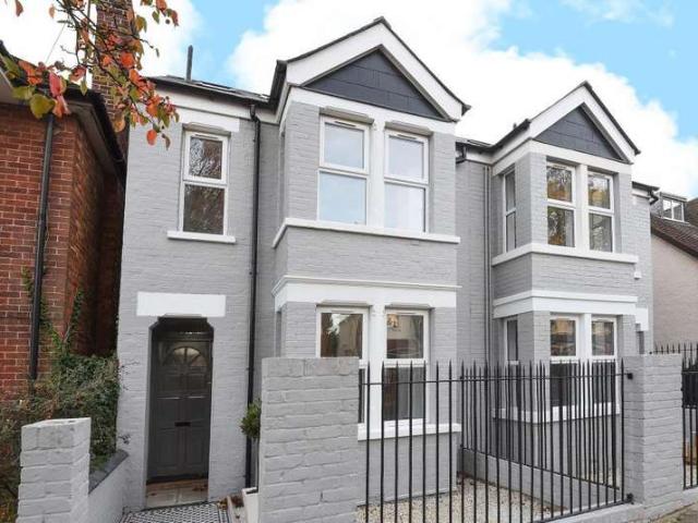 Property for sale in Highfield, The Slade