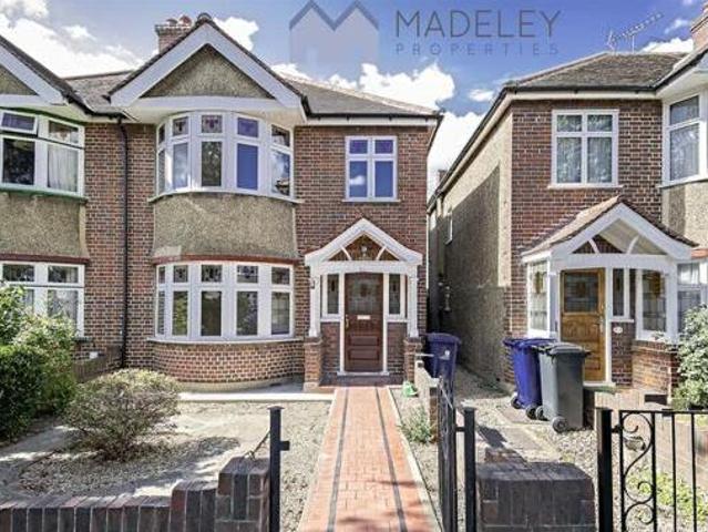 House for rent in Brentford End, Greater London