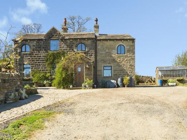 House for sale in Haworth and Stanbury, West Yorkshire