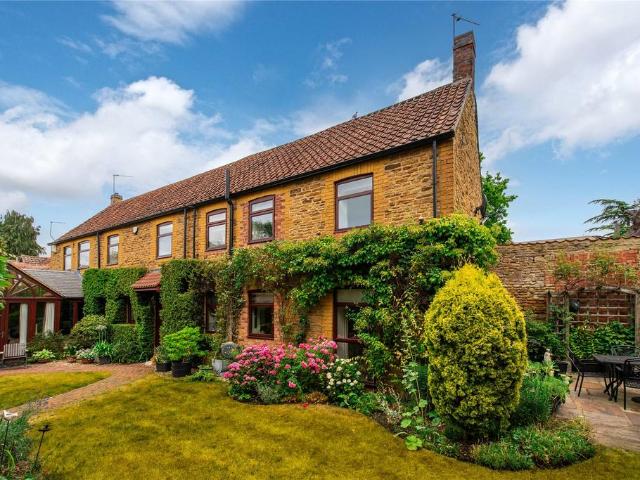 House for sale in Great Billing, Little Billing