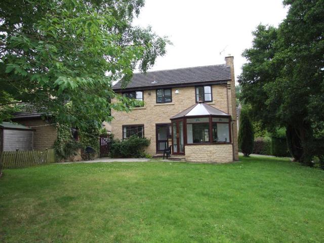 House for sale in Frizinghall, West Yorkshire