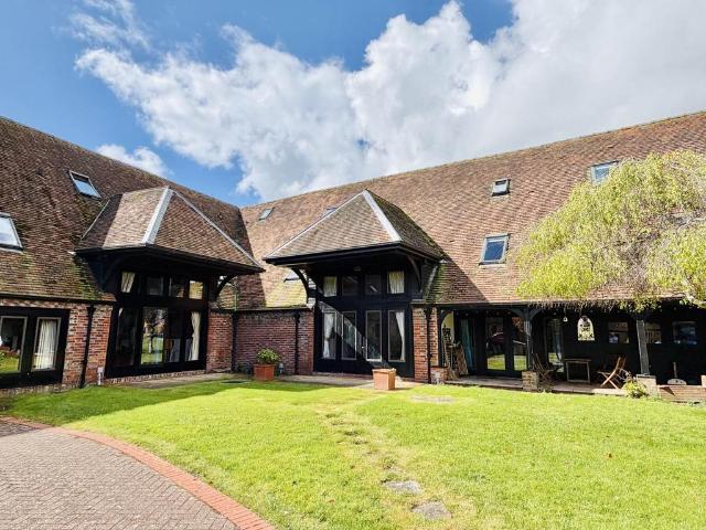 House for sale in Berrick Salome, Oxfordshire