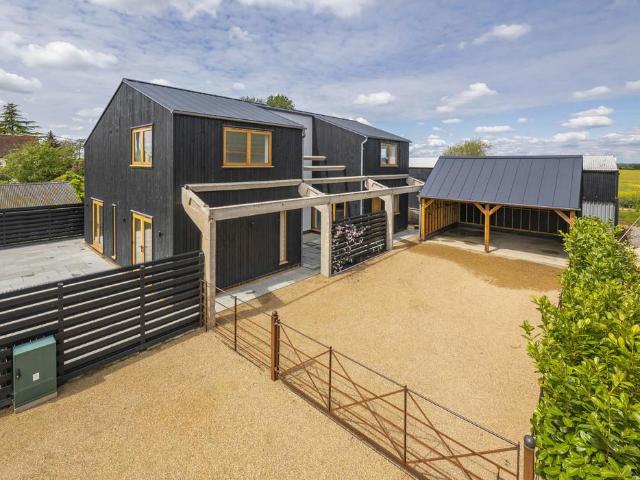 House for sale in Chipping Hill, Essex