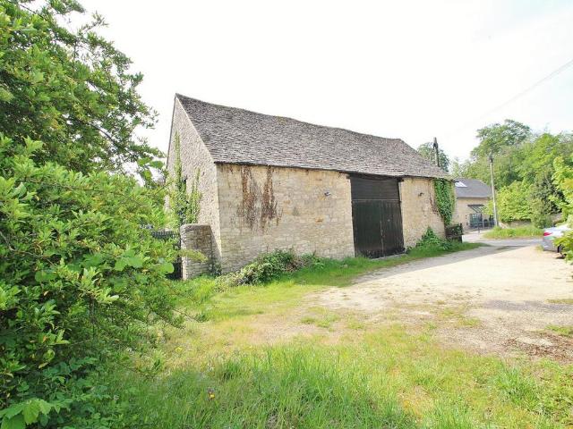 House for sale in Black Bourton, Oxfordshire