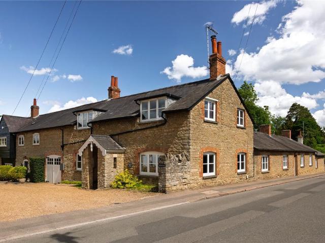 House for sale in Bedford