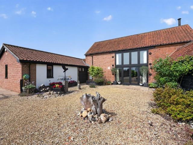House for sale in East Tuddenham, Norfolk