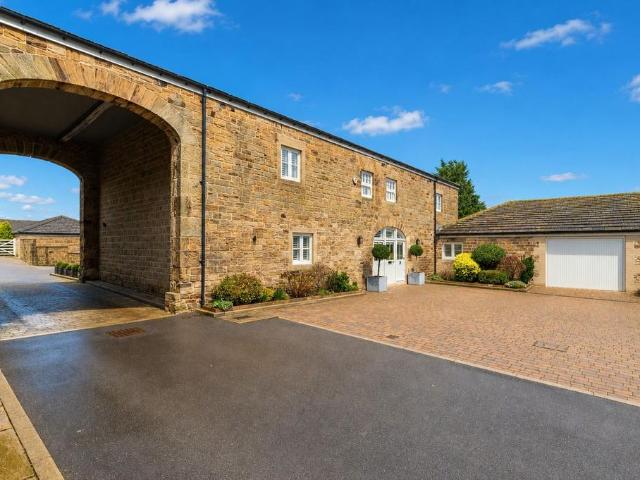 House for sale in West Yorkshire
