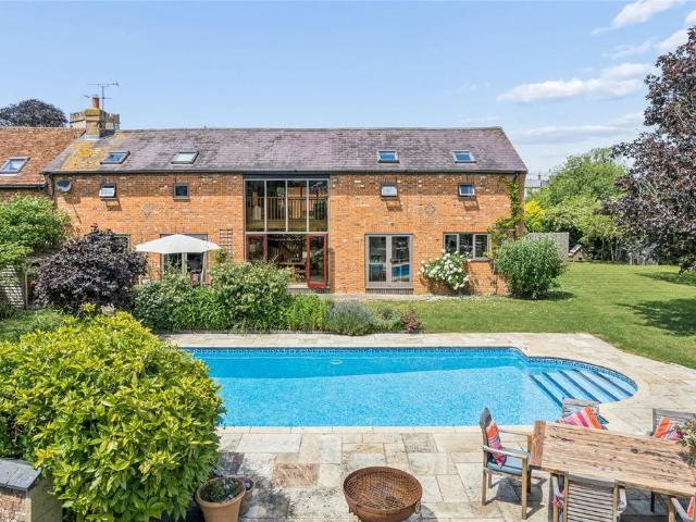 House for sale in North Marston, Buckinghamshire