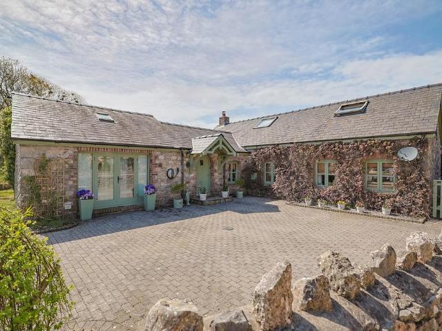 House for sale in Wales