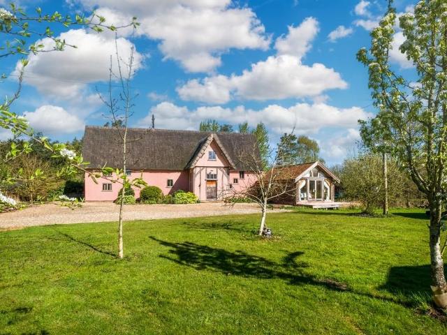 House for sale in Bedingfield, Suffolk