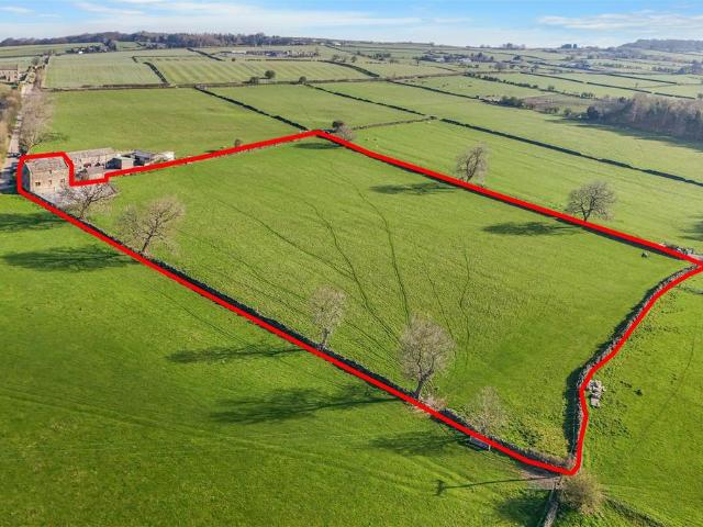 House for sale in Shaw Lane, Guiseley