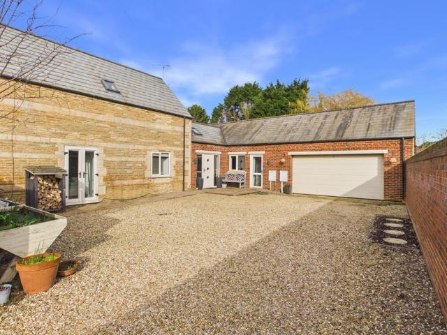 House for sale in Barholm, Lincolnshire
