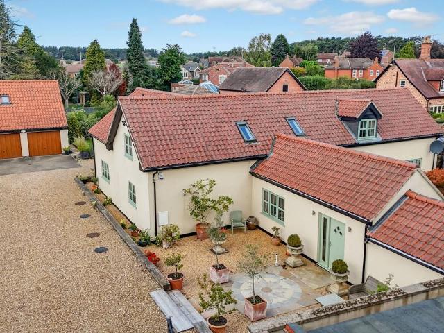 House for sale in Alverton, East Midlands