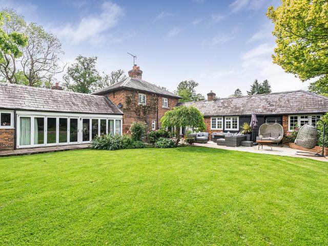 House for sale in Pouchen End, Hertfordshire