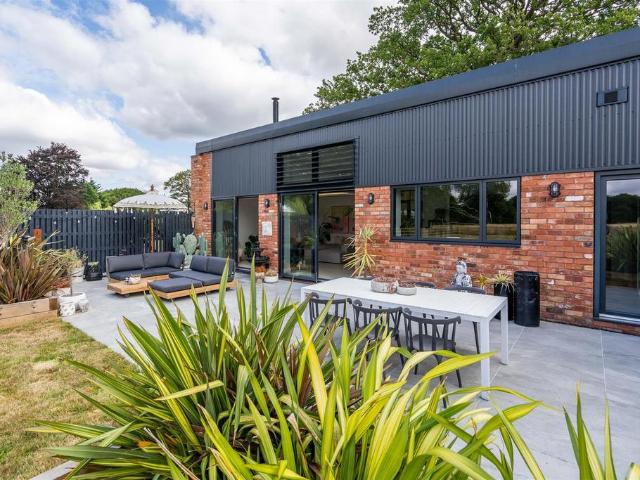 House for sale in Wood End, Alderminster
