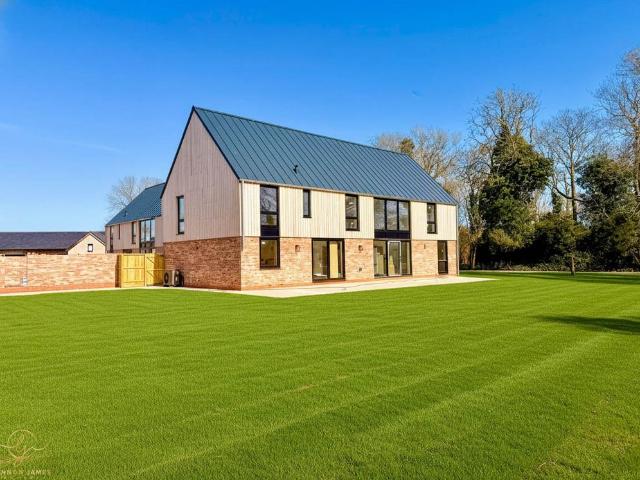 House for sale in Huntingdon, Cambridgeshire