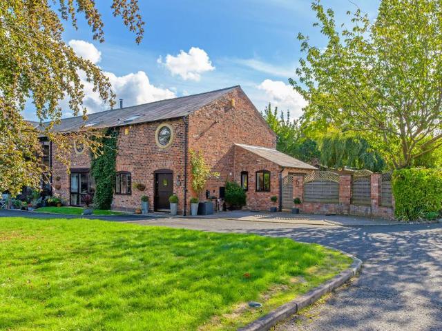 House for sale in Overton, Frodsham