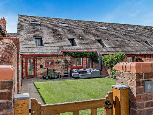 House for sale in Clotton, Cheshire
