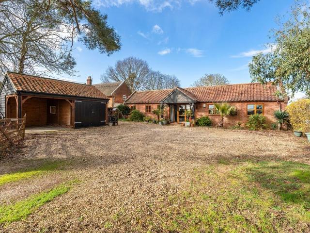 House for sale in Crostwick, Norfolk