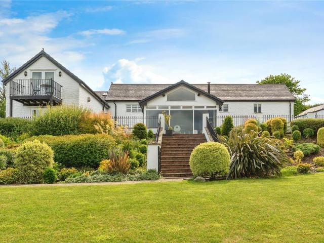 House for sale in Halkyn, Pentre Halkyn