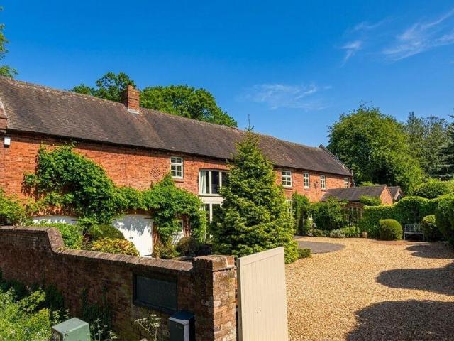 House for sale in Aldershawe, Boley Park